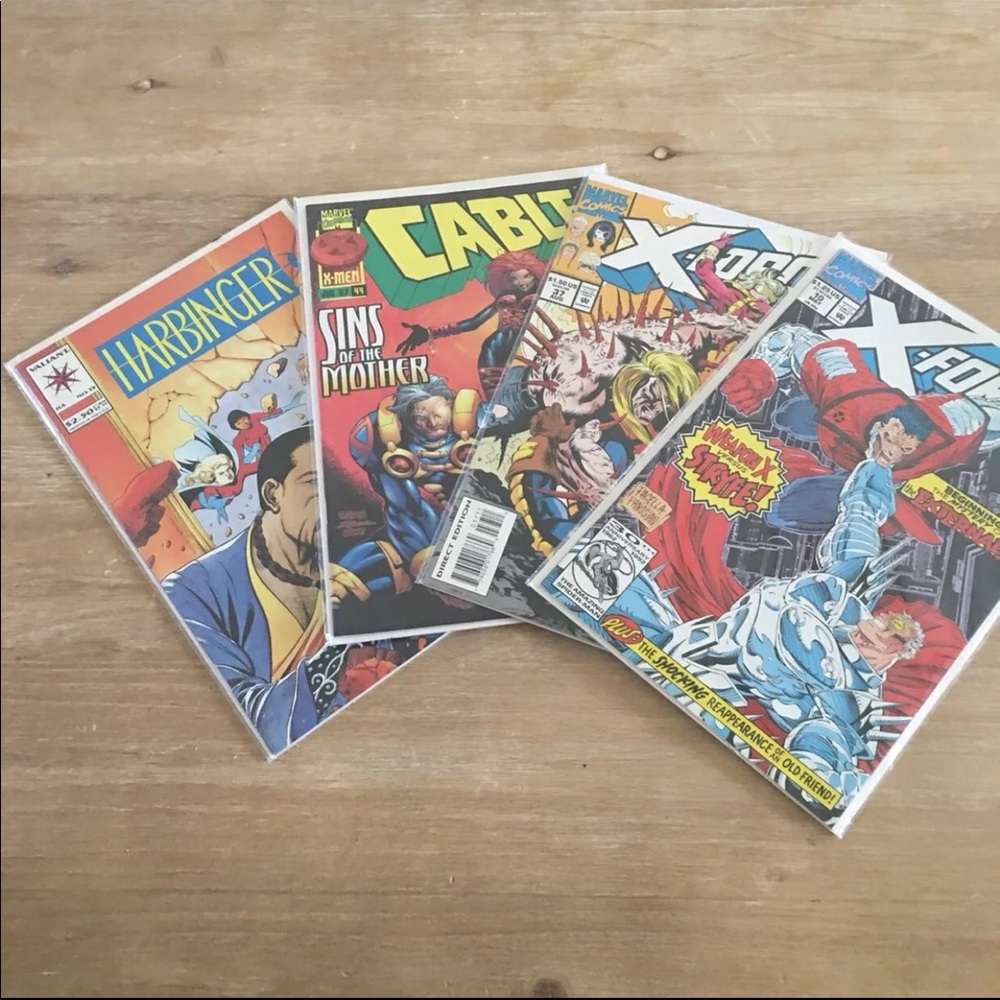 4 Comics